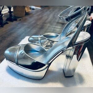 Brand New Silver Heels By ANTONIO MELANI - Size 8M- Heel Height 5.5 “ - box 1A